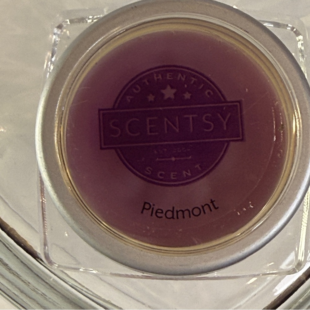 🆕 💜 Scentsy “Piedmont” Authentic Fragrance Pod – Elegant Floral & Amber Blend